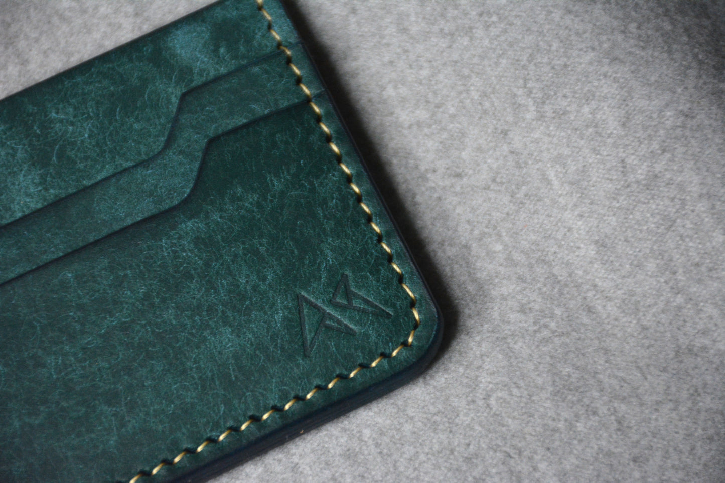 Card Holder H1