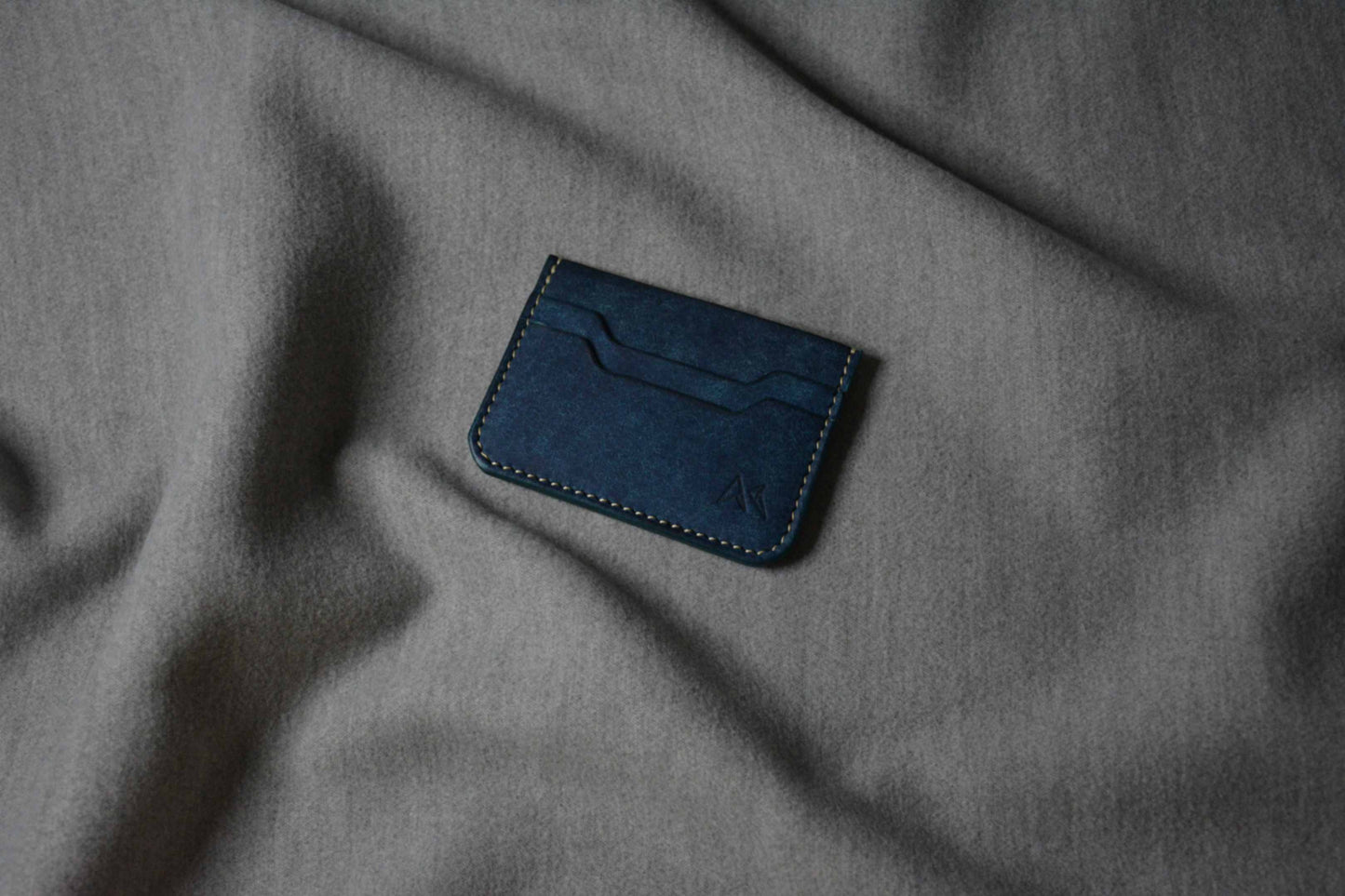 Card Holder H1