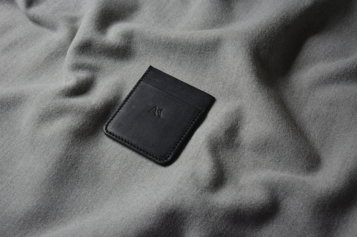 Card Holder "Flow"