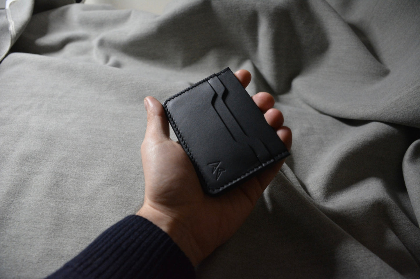 Card Holder H1