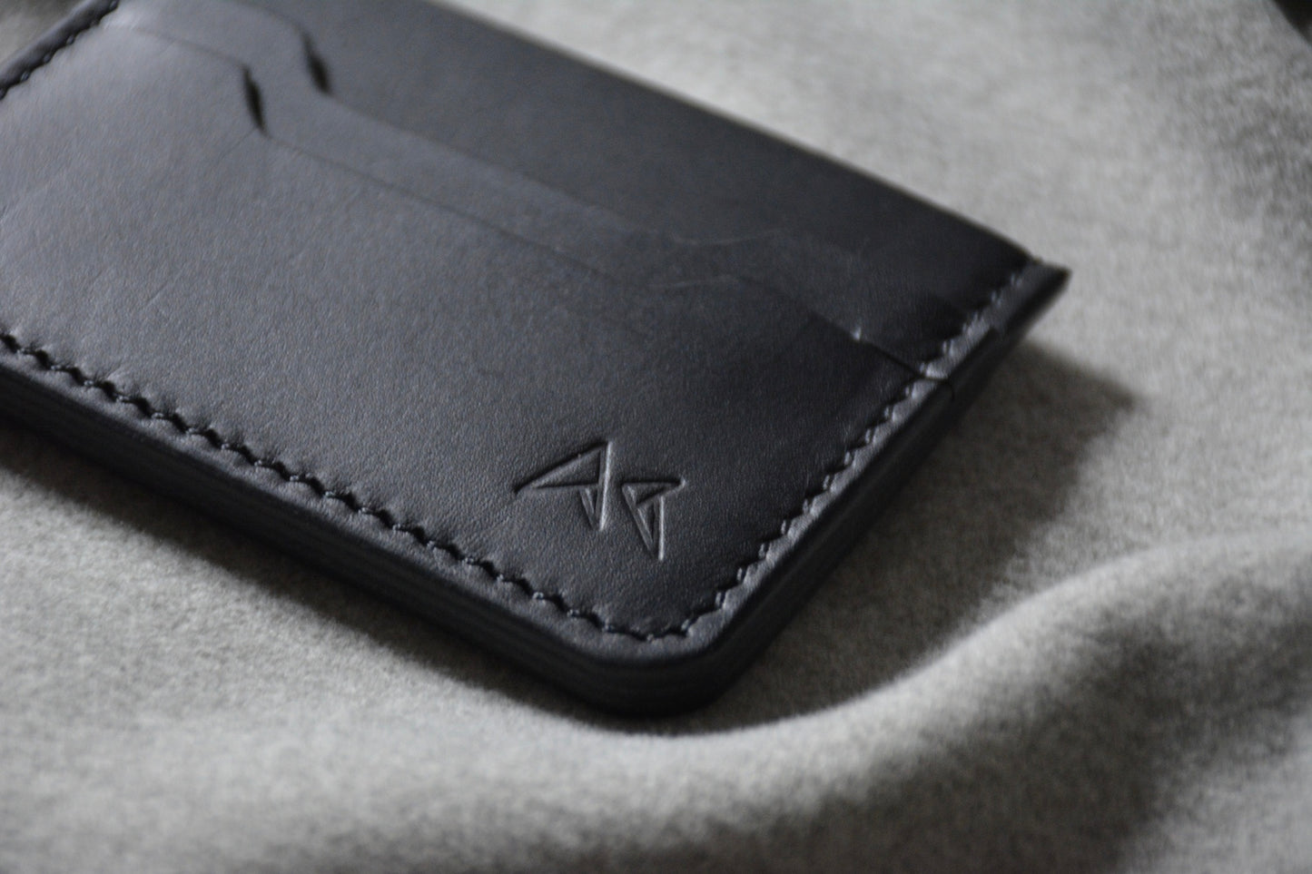 Card Holder H1